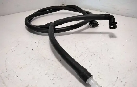 Volvo V50 Headlight washer hose/pipe 