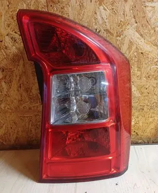 KIA Carens II Rear/tail lights 924021D0