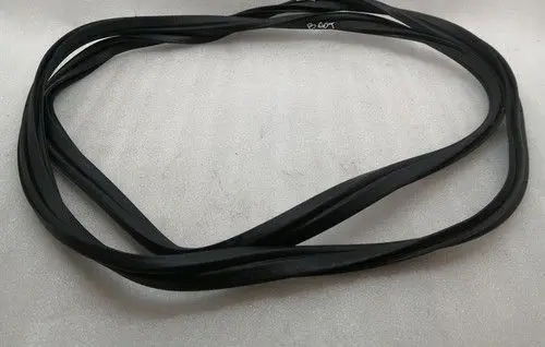 Aston Martin V8 Front door rubber seal 6G33C43720BC
