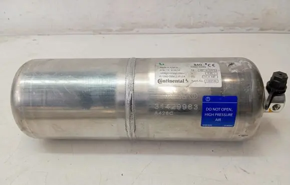 Volvo XC60 Air suspension tank/reservoir 31429963