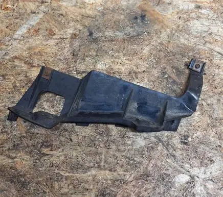 BMW 5 E39 Headlight/headlamp mounting bracket 15372400 KSBM051 63126904044
