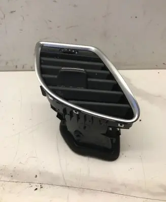 Audi A4 S4 B8 8K Dashboard side air vent grill/cover trim 8T1820902B