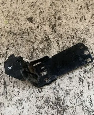 BMW 3 E90 E91 Radiator support slam panel bracket 