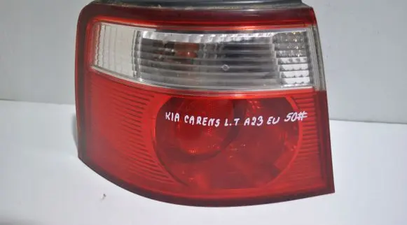 KIA Carens II Tailgate rear/tail lights