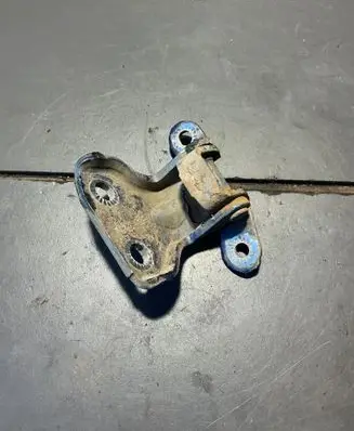 Nissan Terrano Front door upper hinge 