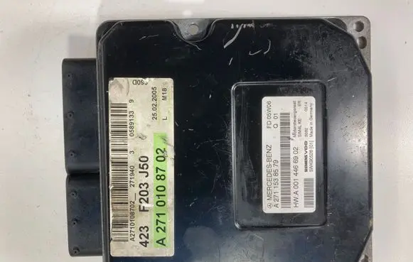 Mercedes-Benz C W203 Engine control unit/module A2711537579 A0014466902 A27101018702