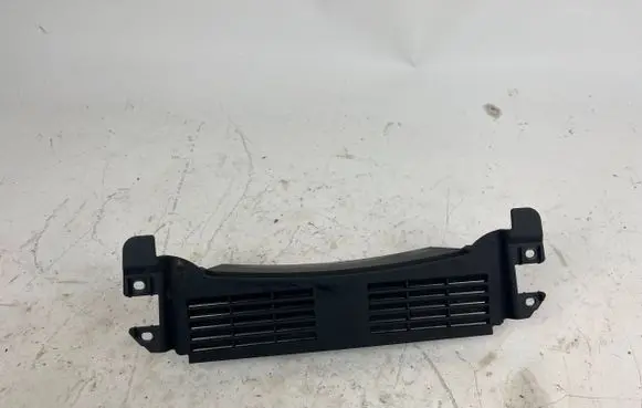 Maserati Levante Other center console (tunnel) element 105883910C