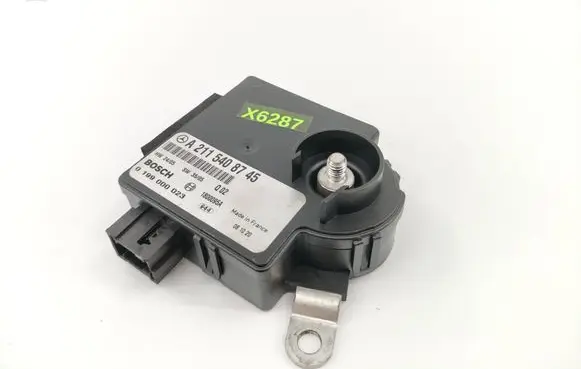 Mercedes-Benz E W211 Battery control module A2115408745