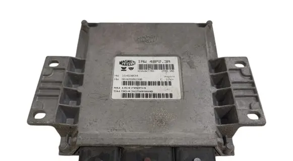 Peugeot 406 Engine control unit/module 9643250980 16469034 16470054