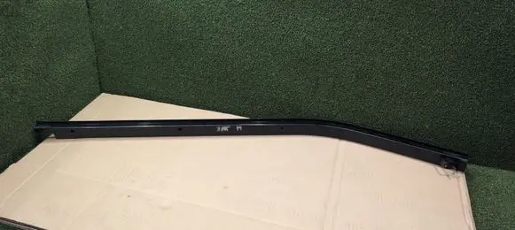 Renault Trafic III (X82) Sliding door bottom rail 2377D