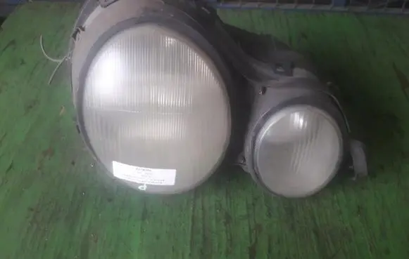 Mercedes-Benz E W210 Headlight/headlamp