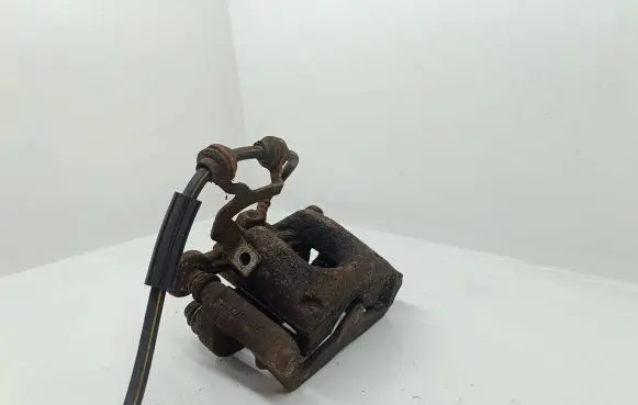 BMW 1 E81 E87 Front brake caliper