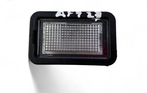 Hyundai i30 Front seat light 2K13