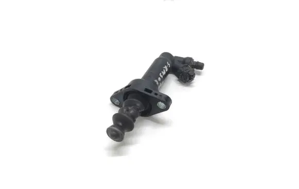 Clutch slave cylinder