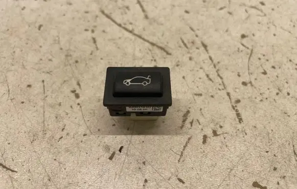 BMW 5 F10 F11 Tailgate opening switch 9200316