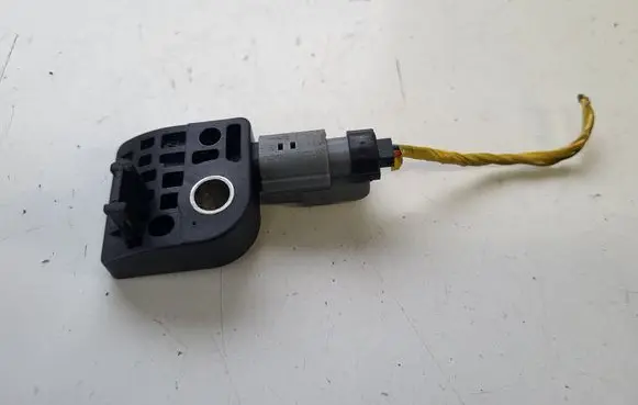 KIA Sportage Airbag deployment crash/impact sensor