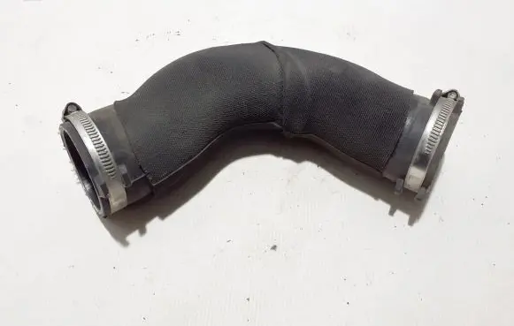 Audi A7 S7 4G Intercooler hose/pipe 4G0145737R