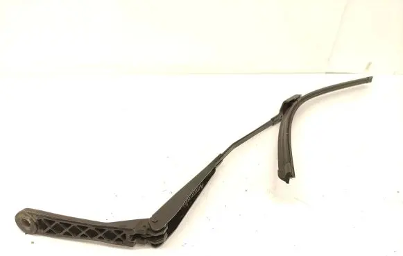 Peugeot 308 Front wiper blade arm 9680477280