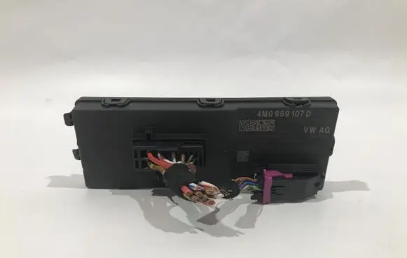 Audi A6 S6 C8 4K Tailgate/trunk control unit/module 4M0959107D