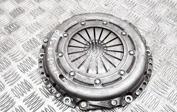 Ford Focus Pressure plate sachsm240e