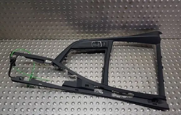 BMW 1 F20 F21 Other center console (tunnel) element S26371479 9207313 9252911