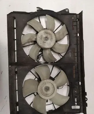 Toyota Avensis T250 Electric radiator cooling fan 4227502520