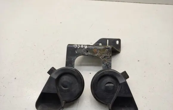 Audi A6 S6 C6 4F Horn signal 001165 024148