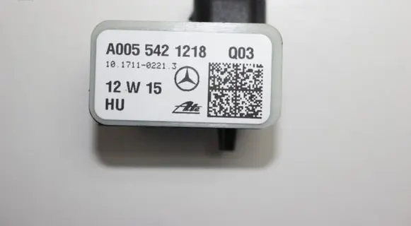 Mercedes-Benz E C207 W207 Airbag deployment crash/impact sensor A0055421218