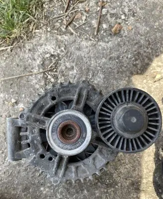 BMW 3 E90 E91 Generator/alternator 0121715012