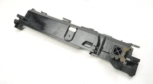 BMW 3 G20 G21 Radiator mount bracket 8666839