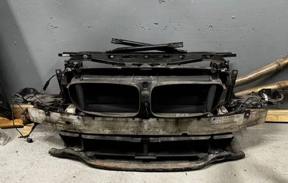 BMW 5 F10 F11 Radiator support slam panel 8049681 E11409A01 7206453