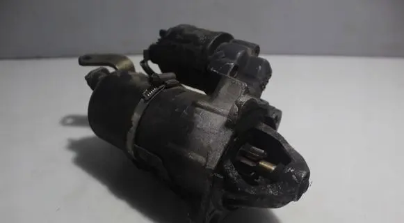 Audi A4 S4 B5 8D Starter motor