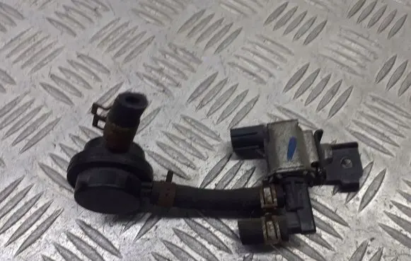 Suzuki Swift I Turbo solenoid valve K5T48290