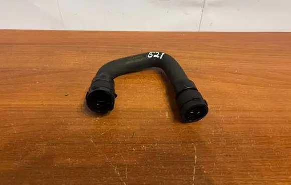 Land Rover Discovery Sport Engine coolant pipe/hose GJ328B159AA