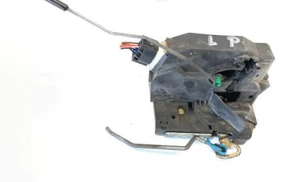 Land Rover Freelander Front door lock