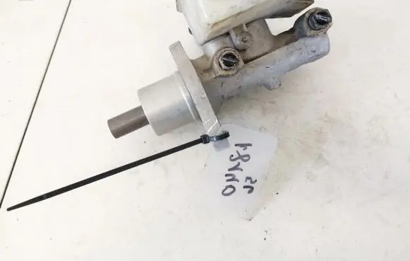 Ford Focus C-MAX Master brake cylinder 03350886401