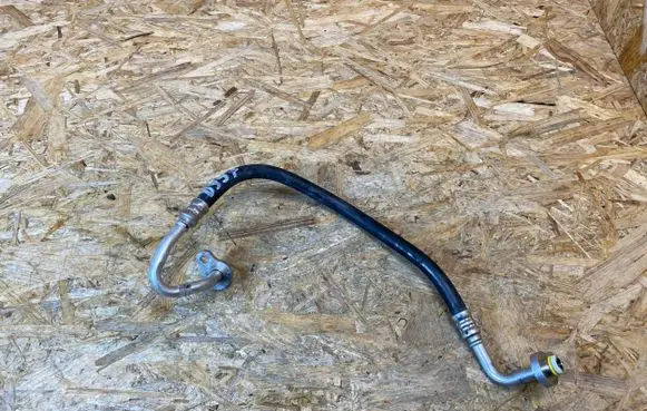 Volvo XC60 Air conditioning (A/C) pipe/hose 31497391