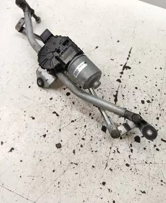Front wiper linkage and motor