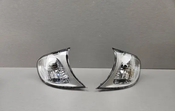 Front indicator light