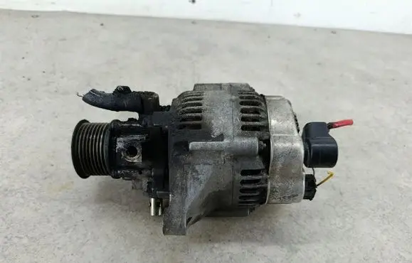Opel Frontera B Generator/alternator 38522262F