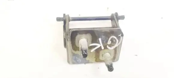 Ford Focus Tailgate/trunk/boot hinge