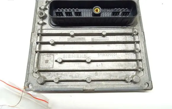 Ford Focus Engine control unit/module ECU 7M51-12A650-AEA