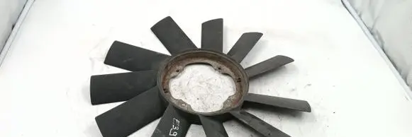 BMW 5 E39 Fan impeller 17233639