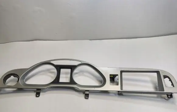 Volkswagen Golf Sportsvan Dashboard trim
