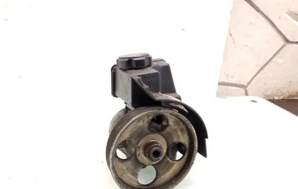 Citroen Xsara Power steering pump 9636320580