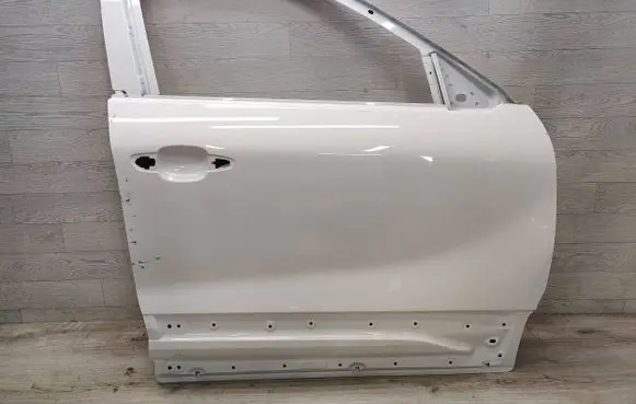 Opel Mokka B Front door