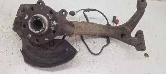 Volkswagen PASSAT B5.5 Front wheel hub
