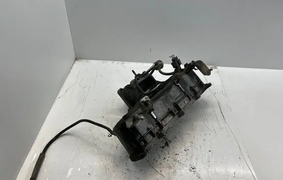 Toyota RAV 4 (XA30) Intake manifold 
