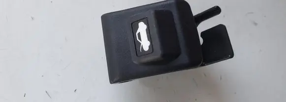 Mazda 6 Engine bonnet (hood) release handle