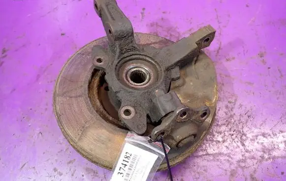Fiat Albea Front wheel hub spindle knuckle
